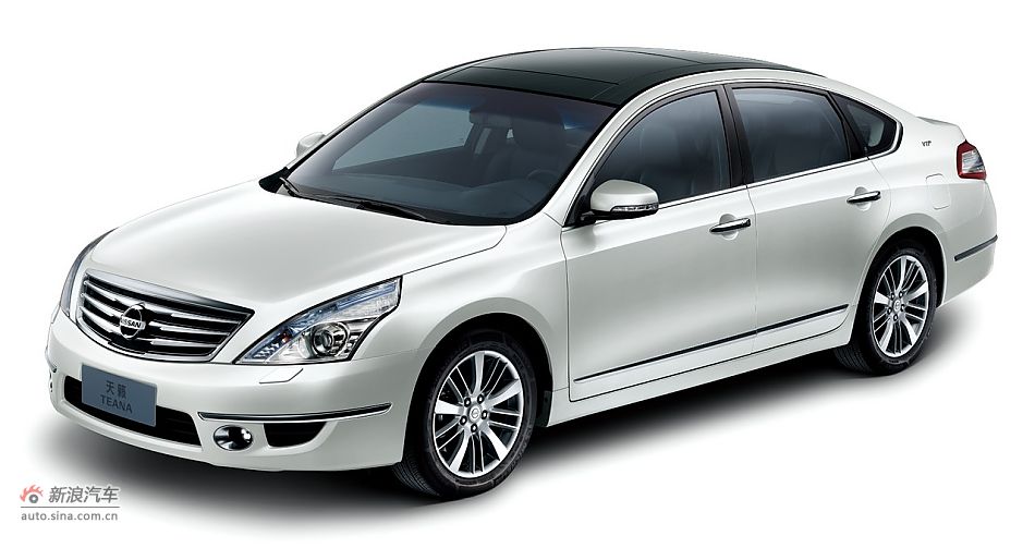 2011款天籁碧玉黑