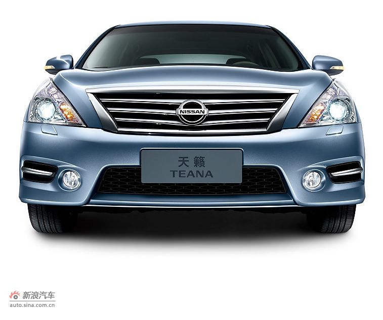 2011款天籁外观细节