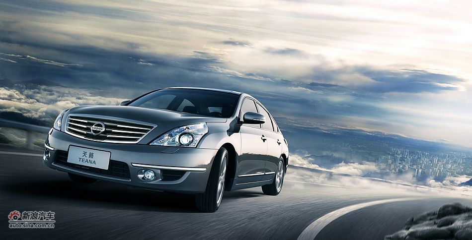 2011款天籁公爵外观