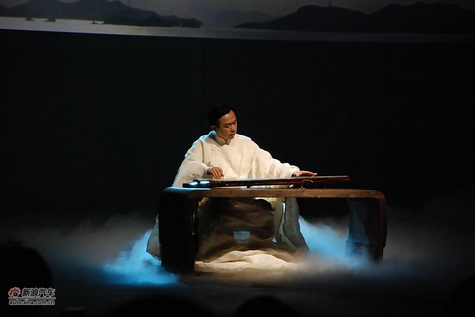 古琴大师陈雷激现场表演