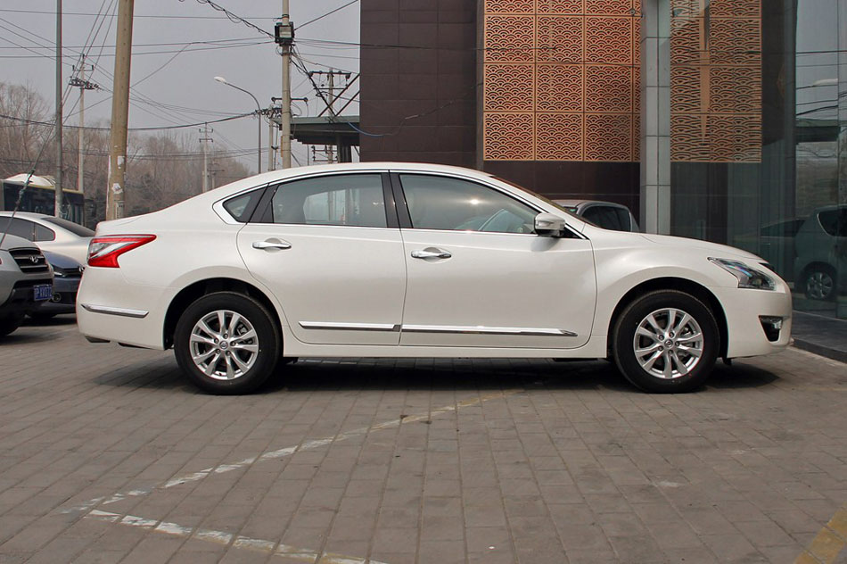 天籁 2013款 2.0L XL舒适版 外观