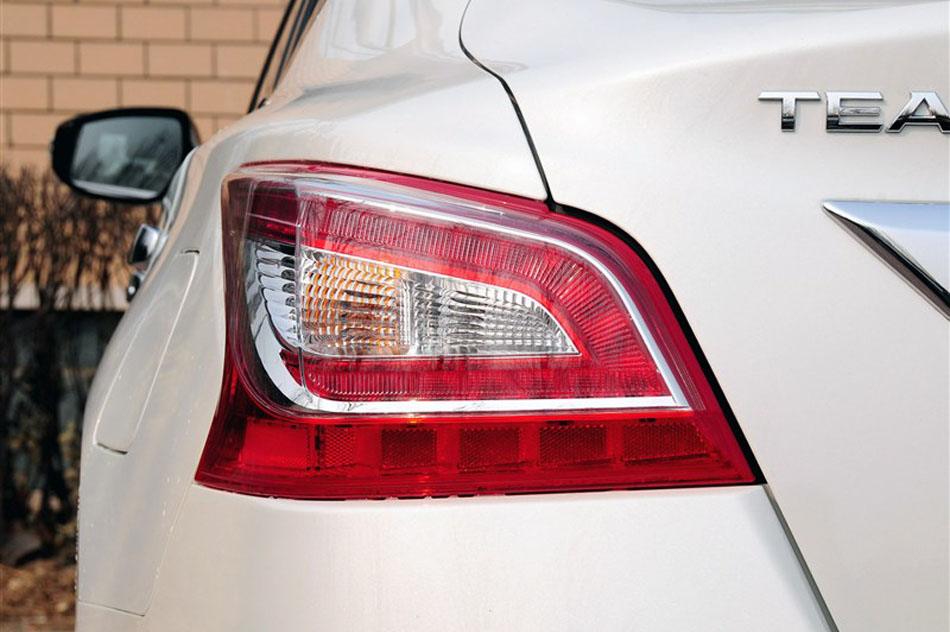 天籁 2013款 2.0L XL舒适版 细节