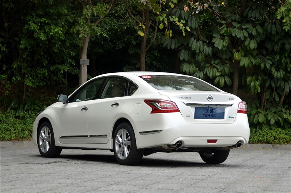 2013款 2.5L XL-UpperNAVI Tech尊贵版 外观