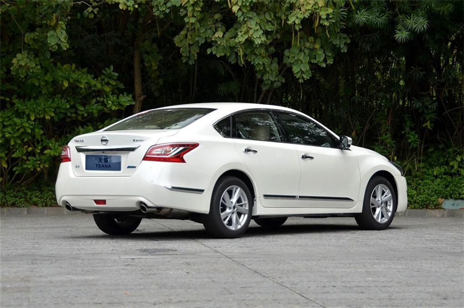 2013款 2.5L XL-UpperNAVI Tech尊贵版 外观