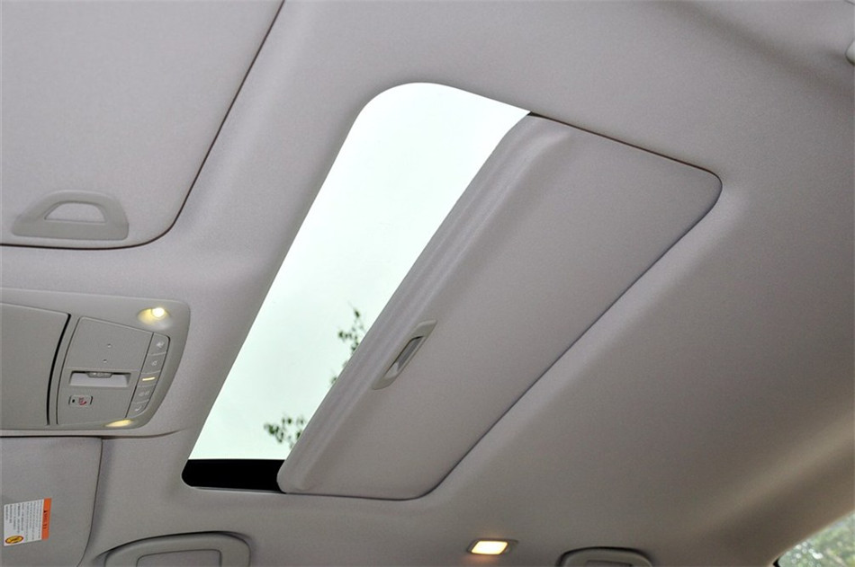 2013款 2.5L XL-UpperNAVI Tech尊贵版 座椅空间