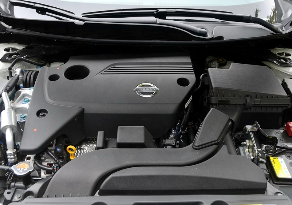 2013款 2.5L XL-UpperNAVI Tech尊贵版 引擎底盘