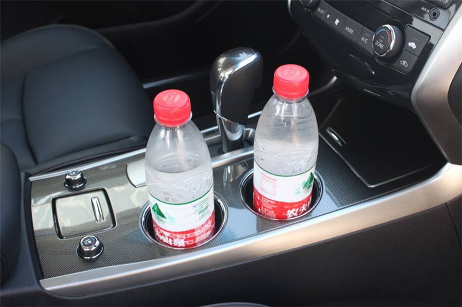 2014款 公爵 2.5L XV-VIP尊领版 座椅空间