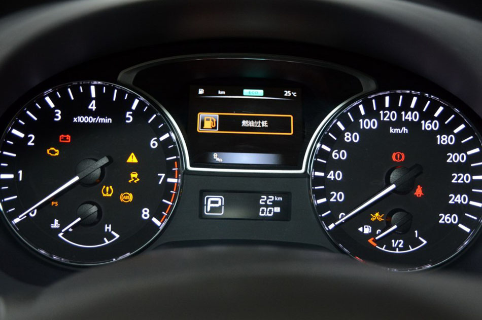 2016 2.0L XL-Upperа 