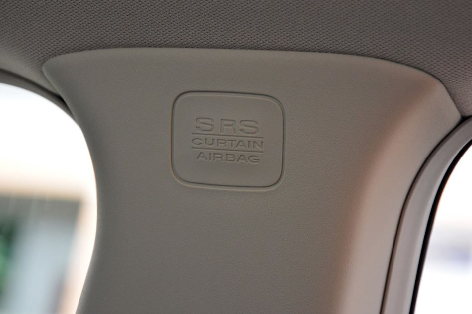 2016款 2.0L XL-Upper智尚版 座椅空间