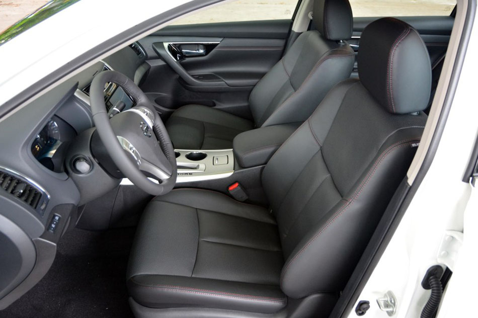 2016款 2.0L XL-Upper智尚版 座椅空间