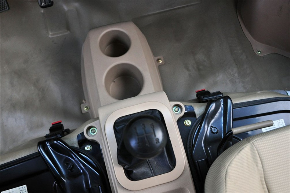 09�� 1.0L MT ��׼��BG10-01 ����