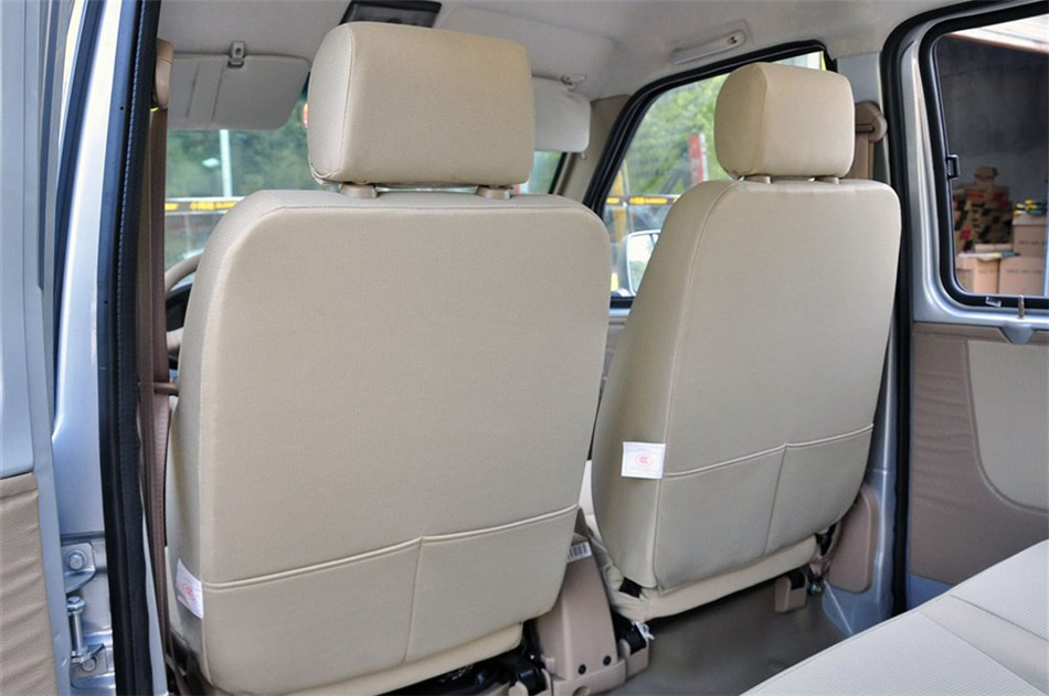 09款 1.0L MT 标准型BG10-01 座椅空间