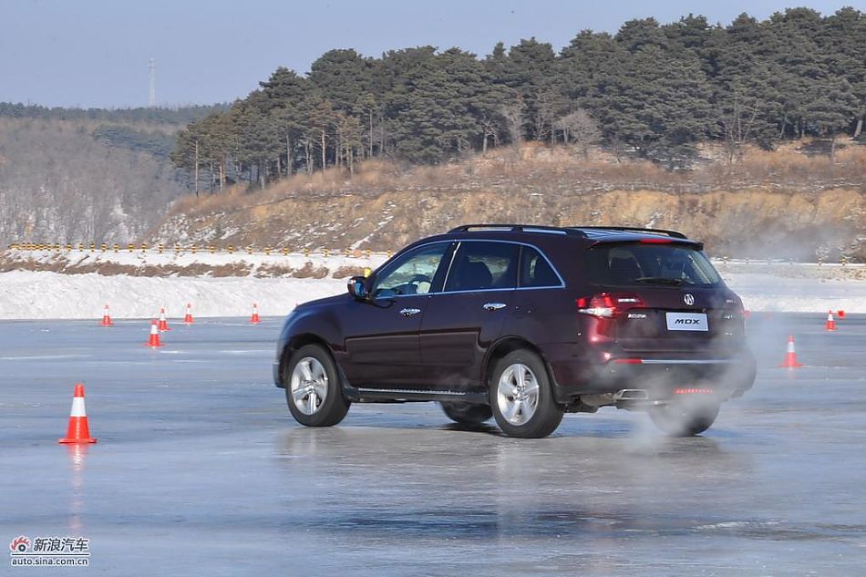 2010MDXԳʵͼ