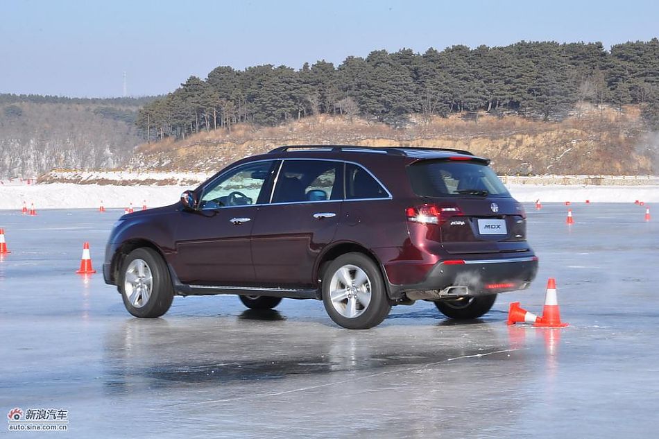 2010MDXԳʵͼ