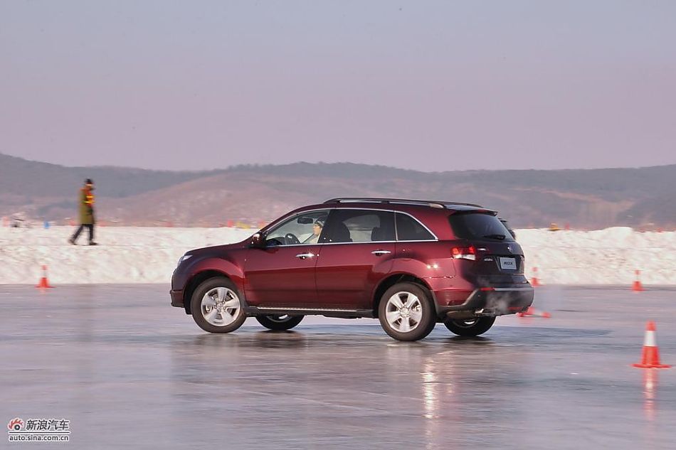 2010MDXԳʵͼ