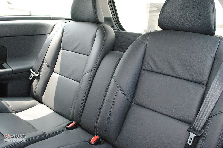 沃尔沃C30 2.0智雅版