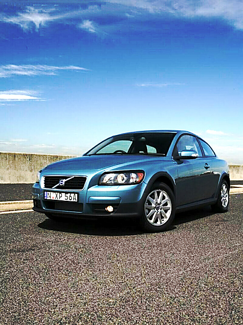 VOLVO C30