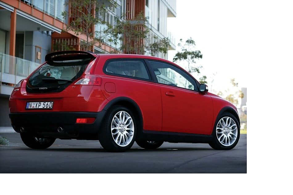 VOLVO C30