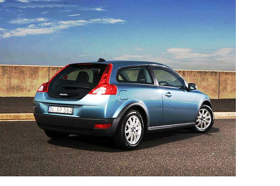 VOLVO C30