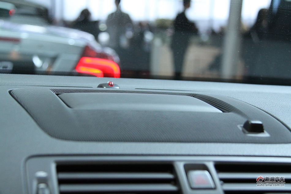 沃尔沃C30电动车