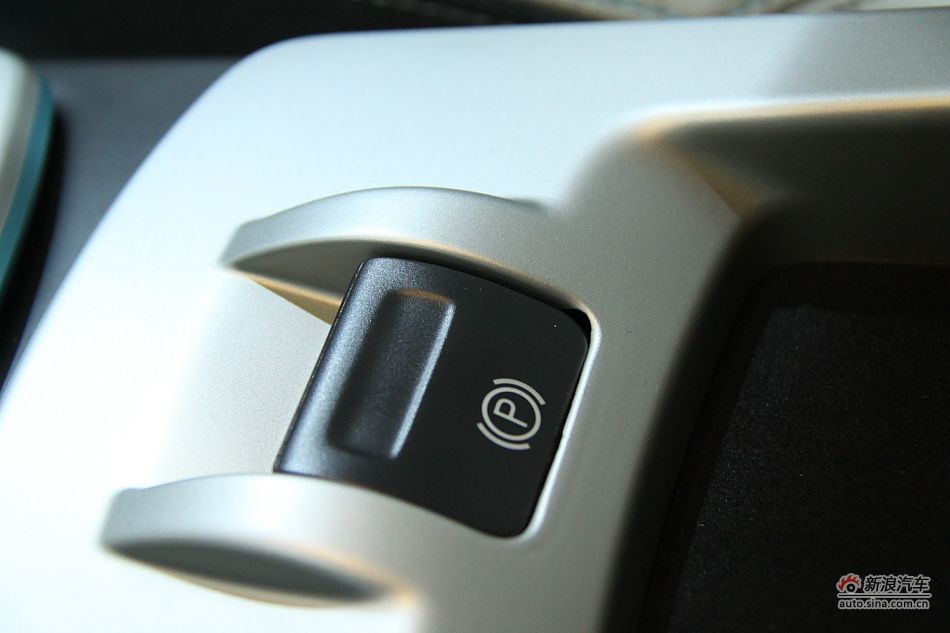 沃尔沃C30电动车