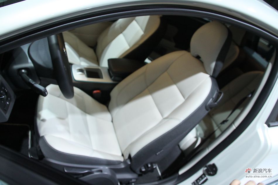 沃尔沃C30电动车