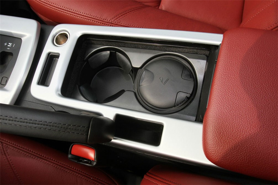 沃尔沃C30 2013款 2.0L炫动版 空间