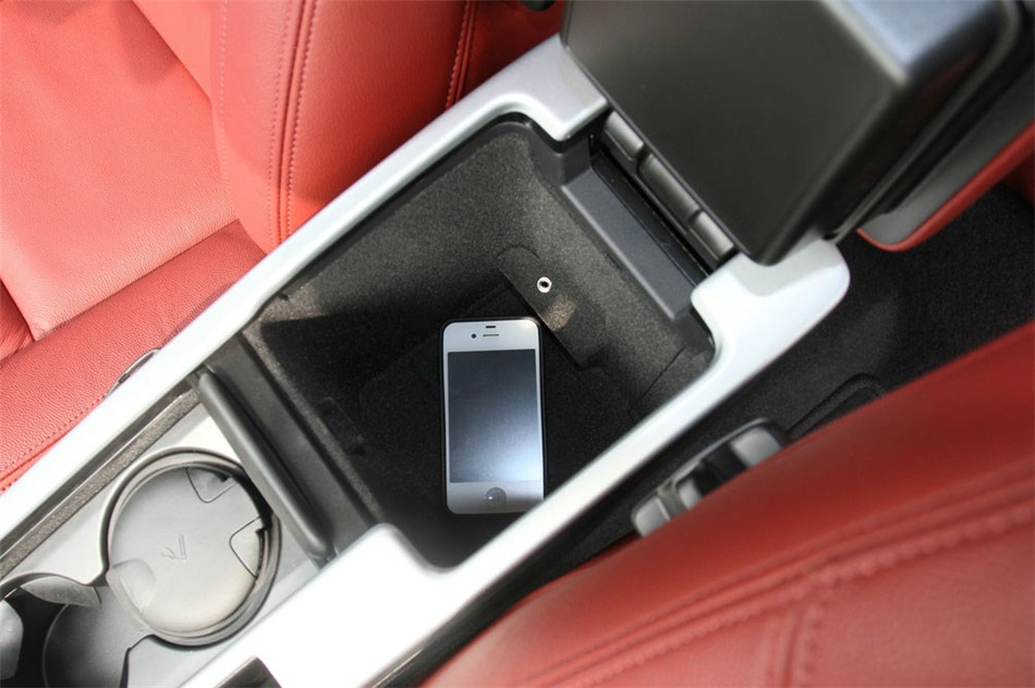 ֶC30 2013 2.0LŶ ռ