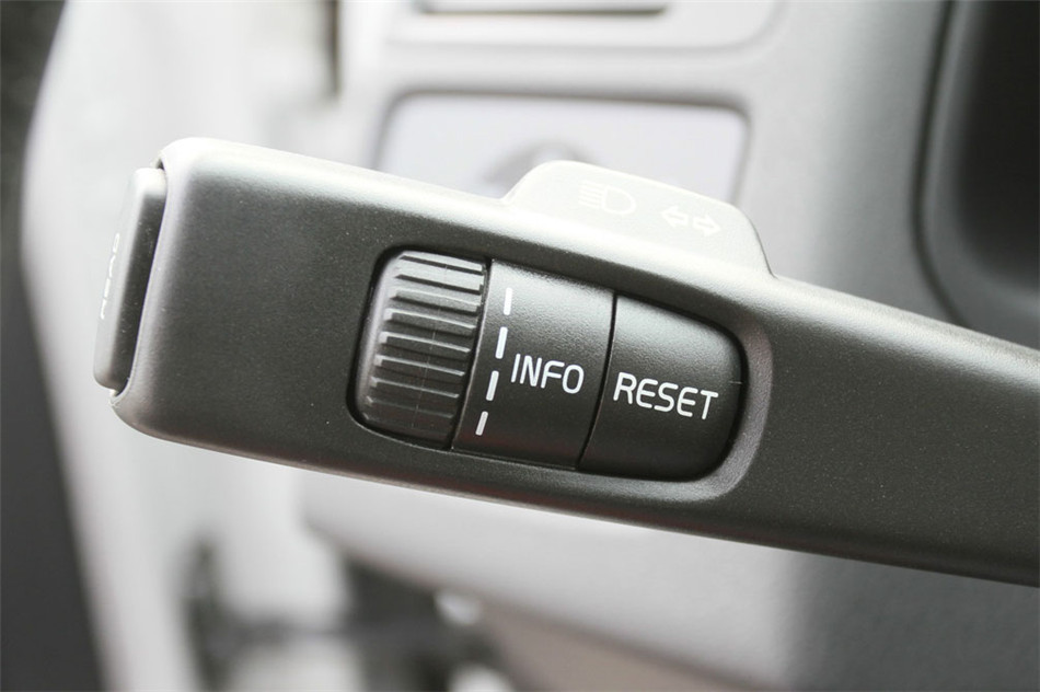 沃尔沃C30 2013款 2.0L炫动版 内饰