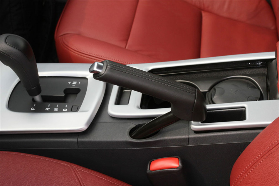 沃尔沃C30 2013款 2.0L炫动版 内饰