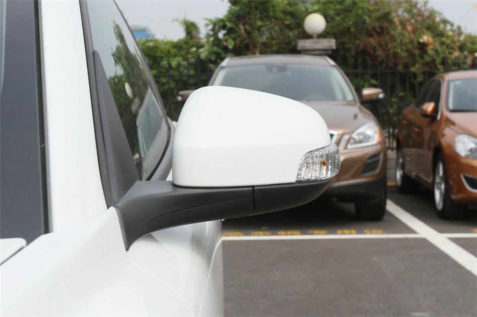 沃尔沃C30 2013款 2.0L炫动版 细节