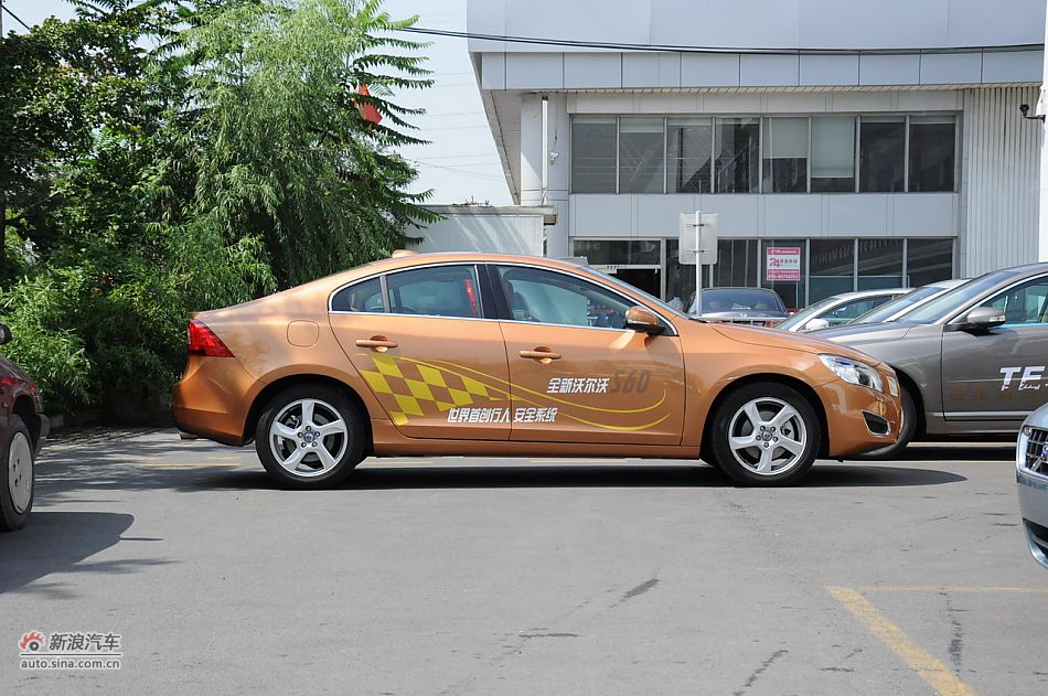 2012款沃尔沃S60