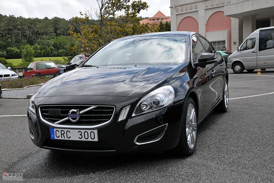 沃尔沃S60 D3外观