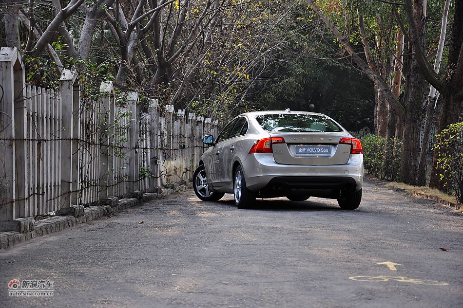沃尔沃S60外观
