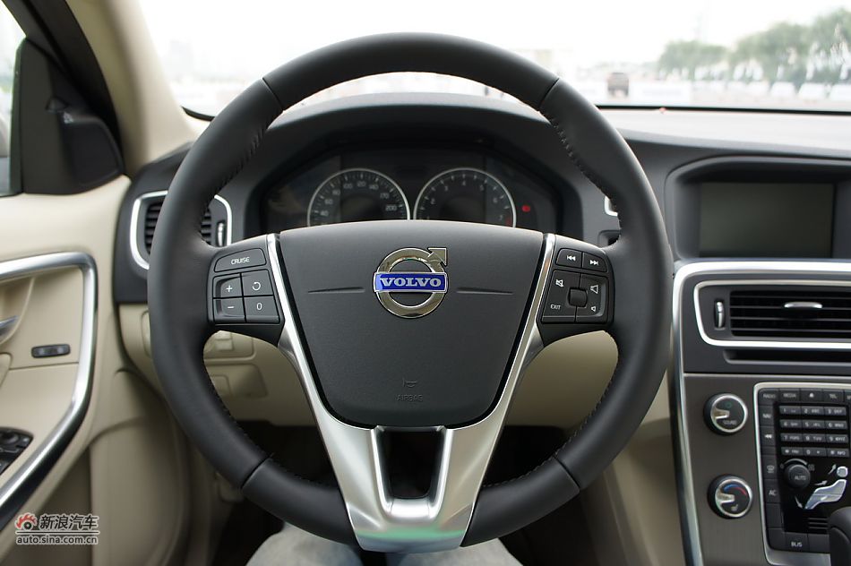 2012款沃尔沃S60