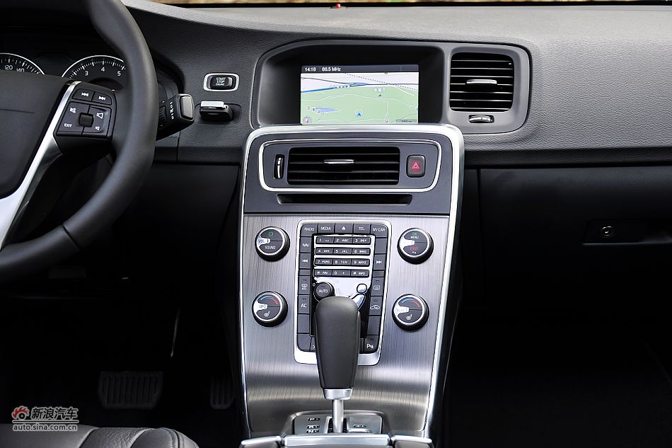 沃尔沃S60内饰