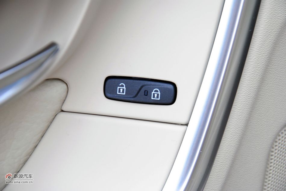 沃尔沃S60高清到店实拍