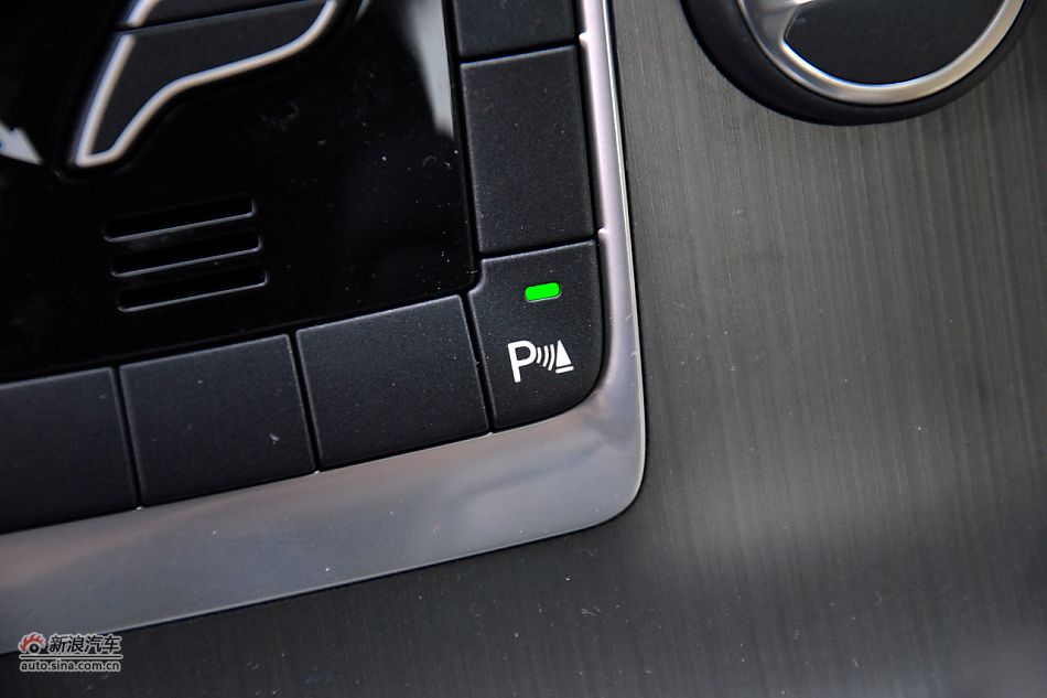 沃尔沃S60高清到店实拍