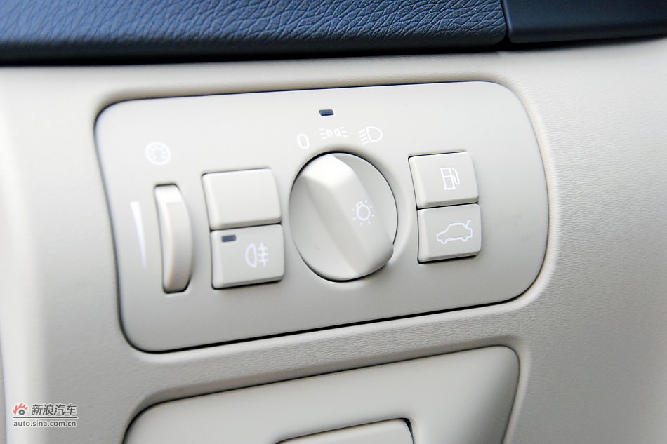 沃尔沃S60高清到店实拍