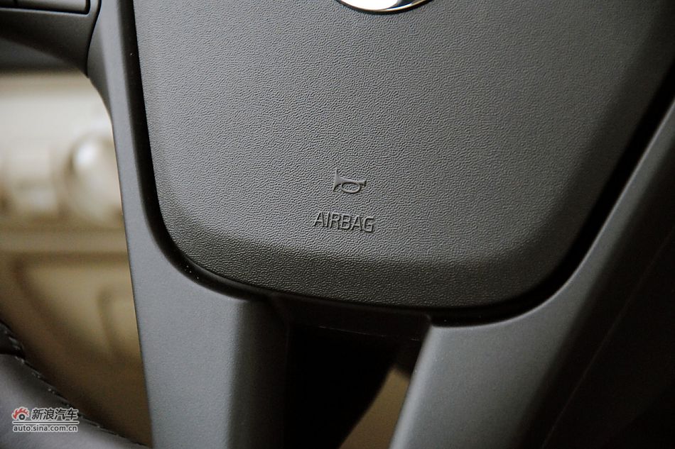 沃尔沃S60高清到店实拍