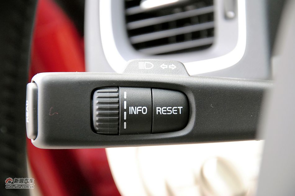 沃尔沃S60高清到店实拍