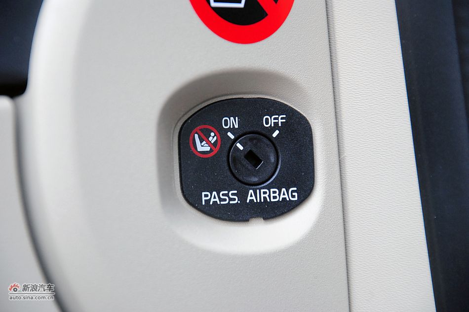 沃尔沃S60高清到店实拍