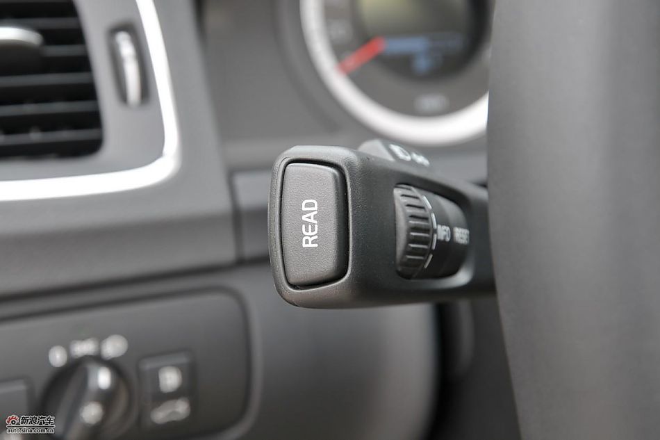 沃尔沃S60 3.0T内饰