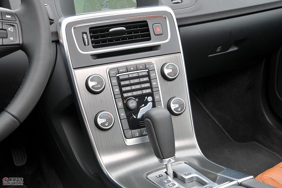 沃尔沃S60 3.0T内饰