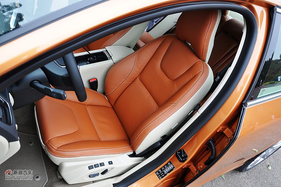 沃尔沃S60内饰