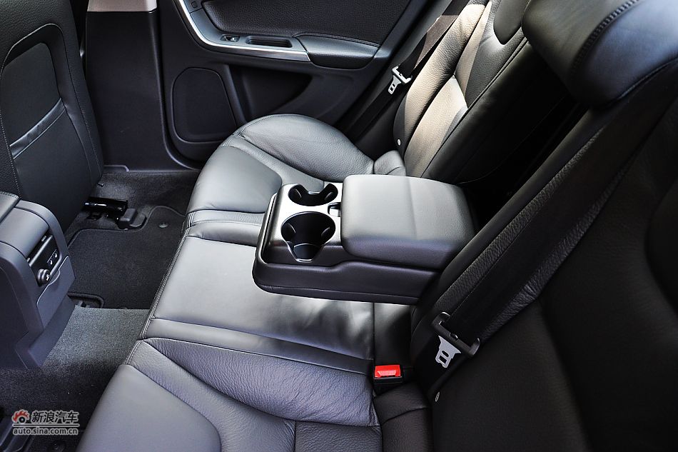 沃尔沃S60内饰