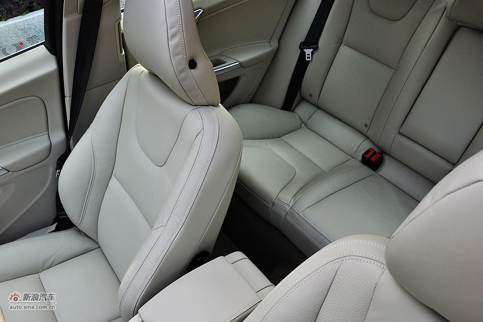 沃尔沃S60内饰