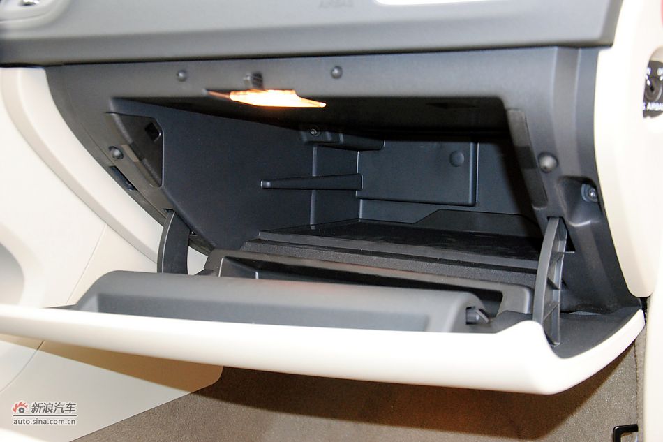 沃尔沃S60高清到店实拍