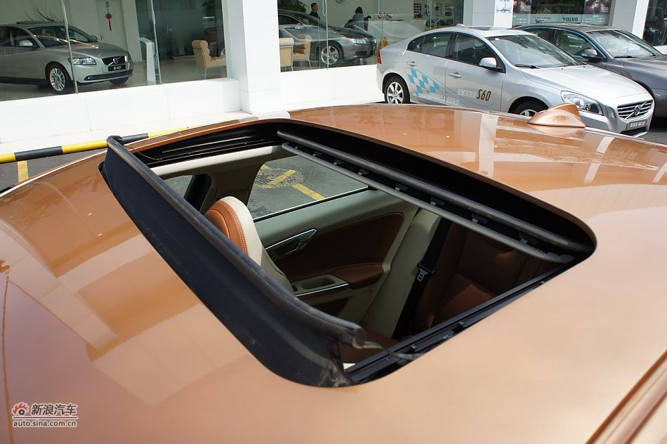 2012款沃尔沃S60