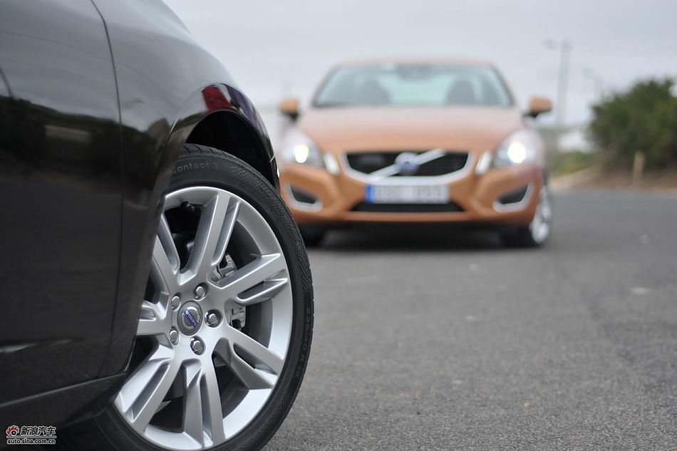 沃尔沃S60 3.0T外观